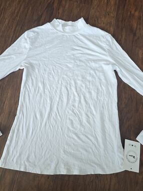 Women's White Ribbed Long Sleeve Mock Neck Shirt Size M
